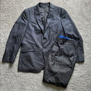 Men's Classic Grey Suit Blazer and Pants